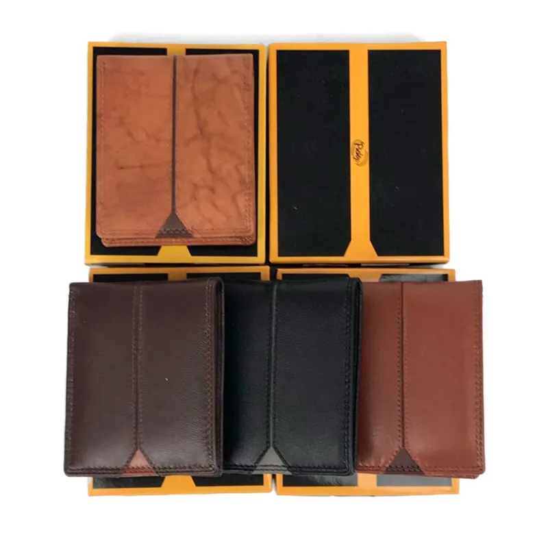 Coin purse: Coin purse: