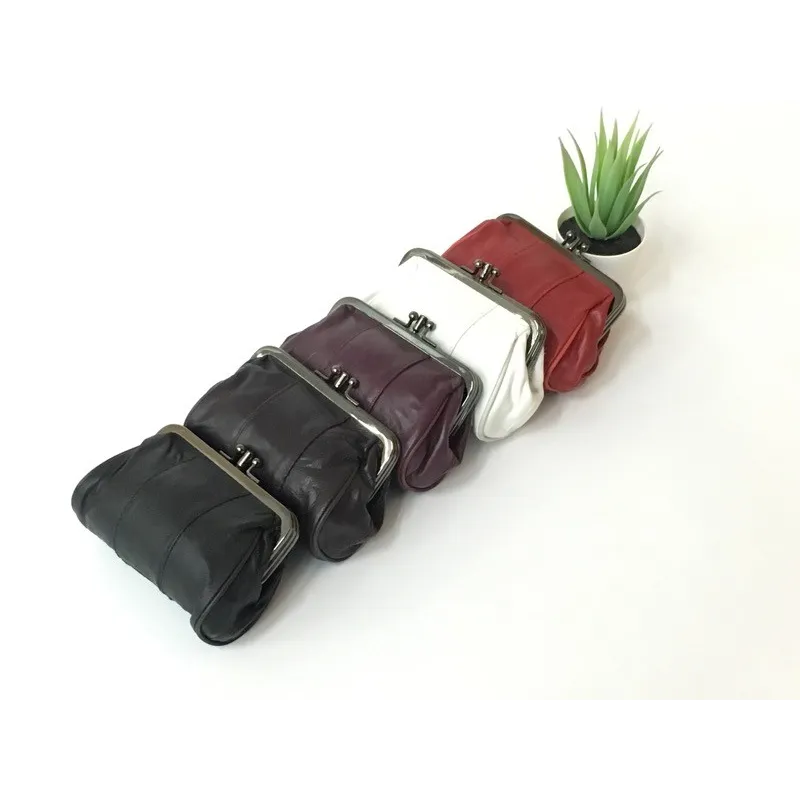 Ref:193086  MONEDERO PIEL CLIP